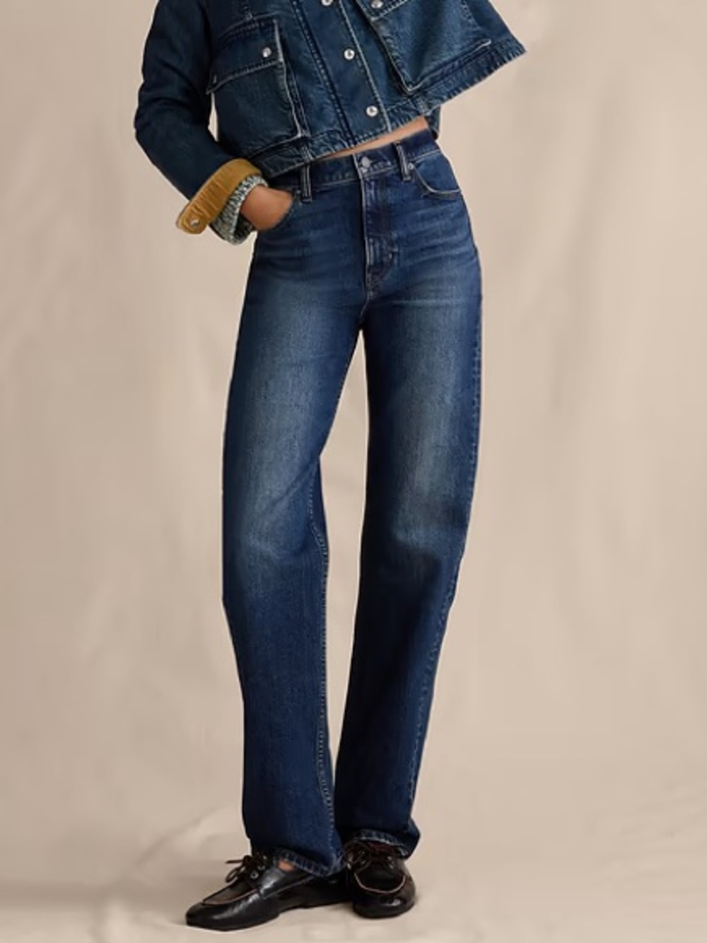 BANANA REPUBLIC HIGH-RISE 90S STRAIGHT JEAN - Medium Wash
